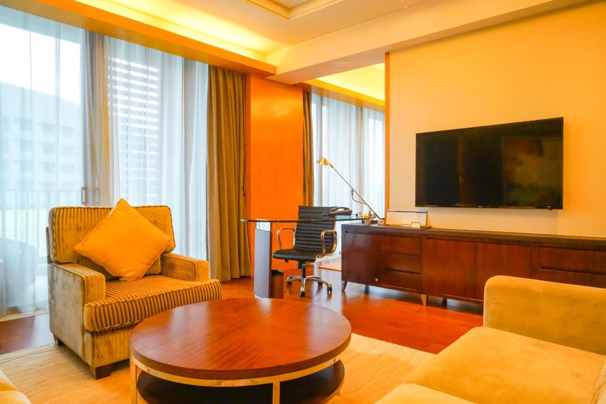 Hyatt Regency Dongguan Hotel Dongguan  Exterior photo